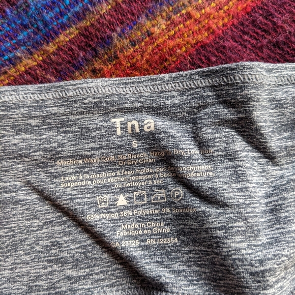 TNA Heather Grey Comfy Leggings - Picture 2 of 3